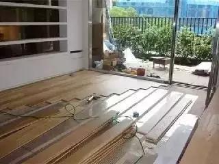 木地板可以直接鋪設在瓷磚上嗎?有什么好處? 木地板可以直接鋪設在瓷磚上嗎?有什么好處?