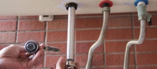 20元的電熱水器鎂棒,自己一樣可以輕松替換! 20元的電熱水器鎂棒,自己一樣可以輕松替換!