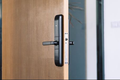 如何選一把稱意智能鎖?從購買到安裝都要留意好! 如何選一把稱意智能鎖?從購買到安裝都要留意好!