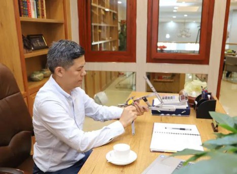 鋁合金門(mén)窗滑撐，迅杰一路向前、永不止步！