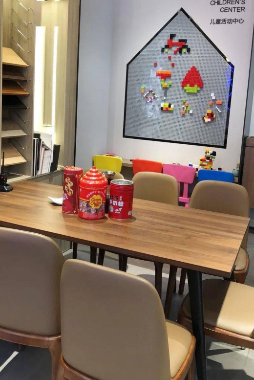 快看！極具金牌風范與品牌屬性的終端店面新形象