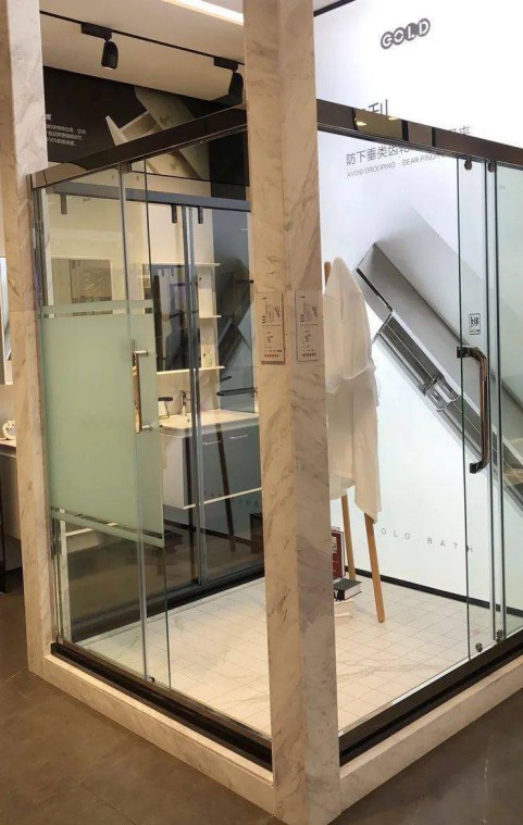 快看！極具金牌風范與品牌屬性的終端店面新形象