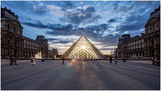 皇庭金門：向陽而生，循光而來，創造光影生活