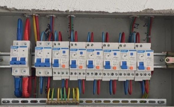 給大家分析電熱水器電線選擇的一些問題 給大家分析電熱水器電線選擇的一些問題