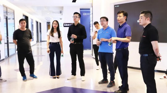 熱烈歡迎居然之家各分公司團隊到訪億合門窗總部 熱烈歡迎居然之家各分公司團隊到訪億合門窗總部