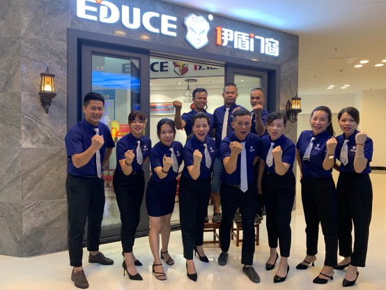 《聚焦伊盾榜樣》第三期:伊盾玉林店呂總的大商創(chuàng)業(yè)之路